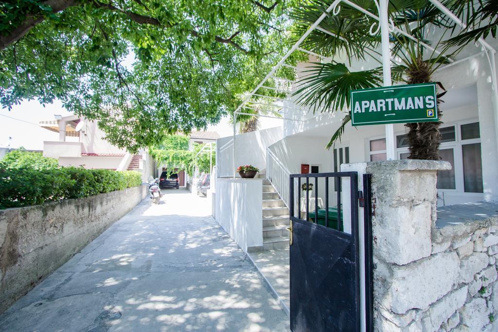 Luxury Studio Apartment White Sensation Водице Экстерьер фото