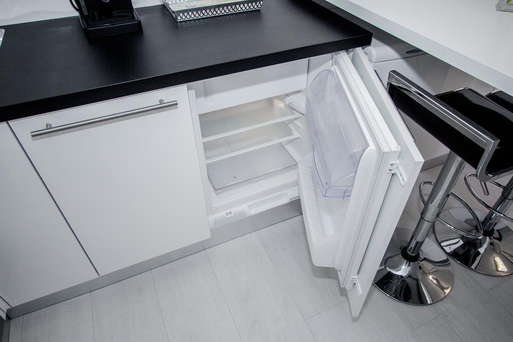 Luxury Studio Apartment White Sensation Водице Экстерьер фото