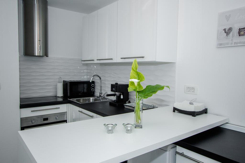 Luxury Studio Apartment White Sensation Водице Экстерьер фото